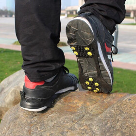 Schuhspikes mit 10 Stahlspitzen